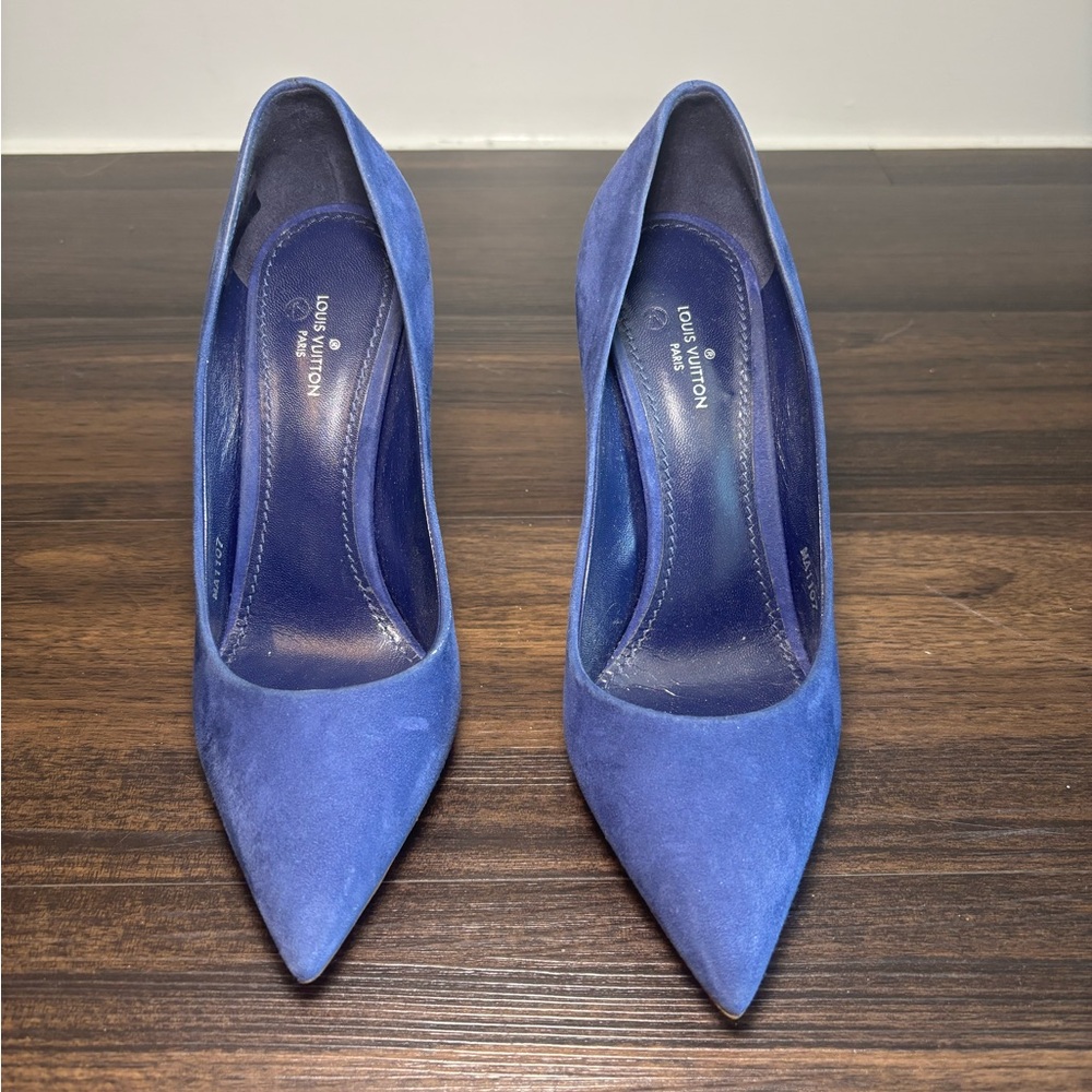 Size 6 - Louis Vuitton First Lady Navy Blue Suede Pointed Toe Pumps